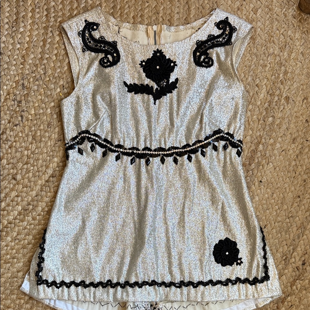 Fabulous Vintage Silver Beaded Rhinestone Top!Perfect for festivals party Sz S